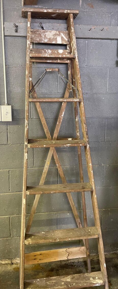 Image for Outdoor Items, Tools, Household, Glass, Lawn Mower, Appliances, Clock Parts/Tools, Toys (Locust)