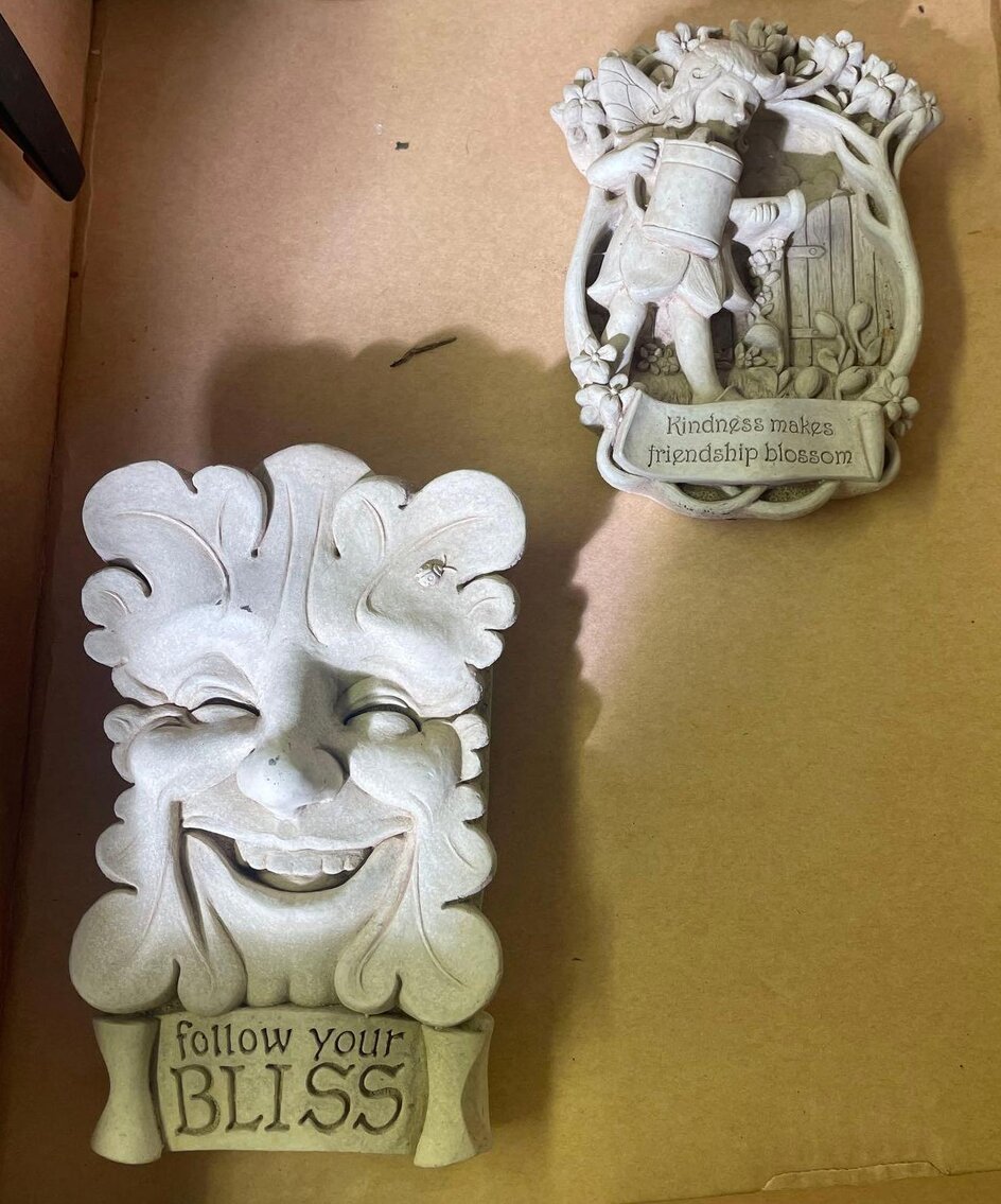 Image for Outdoor Items, Tools, Household, Glass, Lawn Mower, Appliances, Clock Parts/Tools, Toys (Locust)