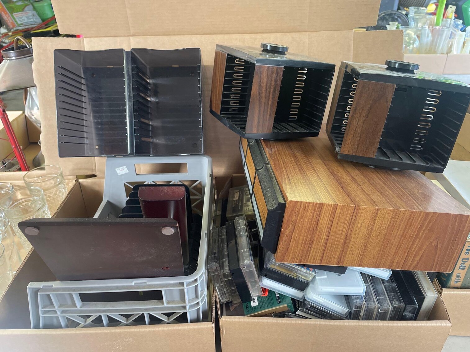 Image for Outdoor Items, Tools, Household, Glass, Lawn Mower, Appliances, Clock Parts/Tools, Toys (Locust)