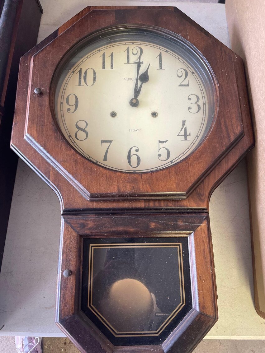 Image for Outdoor Items, Tools, Household, Glass, Lawn Mower, Appliances, Clock Parts/Tools, Toys (Locust)