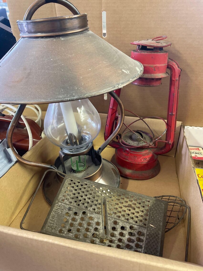 Image for Outdoor Items, Tools, Household, Glass, Lawn Mower, Appliances, Clock Parts/Tools, Toys (Locust)