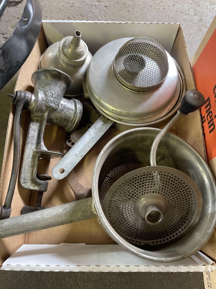 Image for Outdoor Items, Tools, Household, Glass, Lawn Mower, Appliances, Clock Parts/Tools, Toys (Locust)