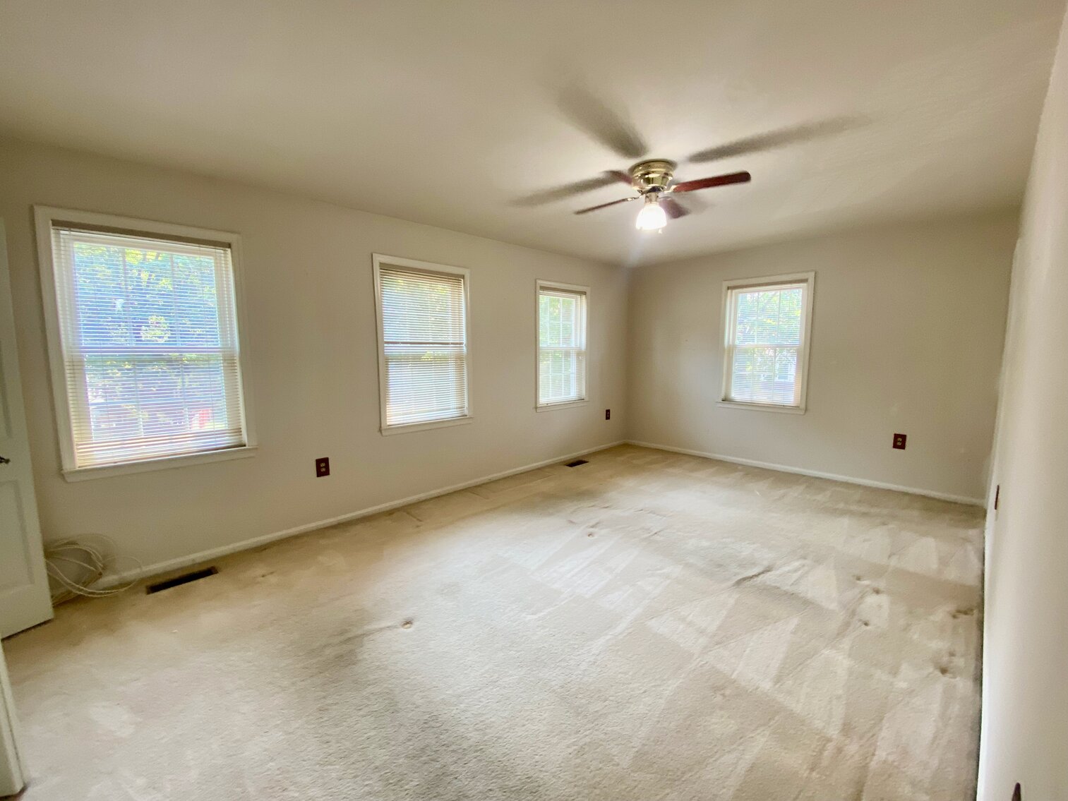 Image for 3 BR/2.5 BA End Unit Townhome Minutes from I-95, 395 & 495 in Fairfax County, VA--SELLING to the HIGHEST BIDDER via ONLINE ONLY BIDDING!!