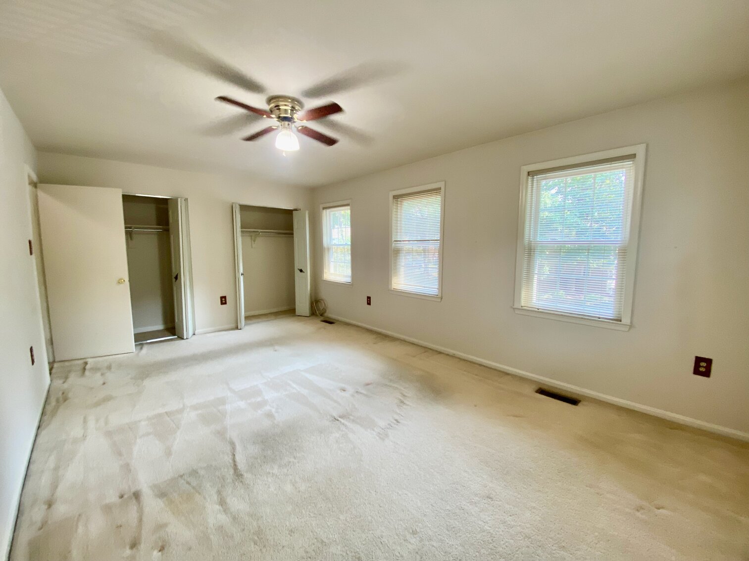 Image for 3 BR/2.5 BA End Unit Townhome Minutes from I-95, 395 & 495 in Fairfax County, VA--SELLING to the HIGHEST BIDDER via ONLINE ONLY BIDDING!!