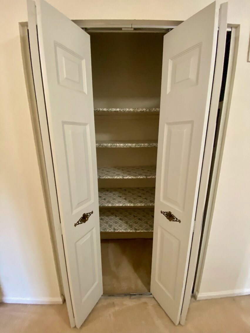 Image for 3 BR/2.5 BA End Unit Townhome Minutes from I-95, 395 & 495 in Fairfax County, VA--SELLING to the HIGHEST BIDDER via ONLINE ONLY BIDDING!!