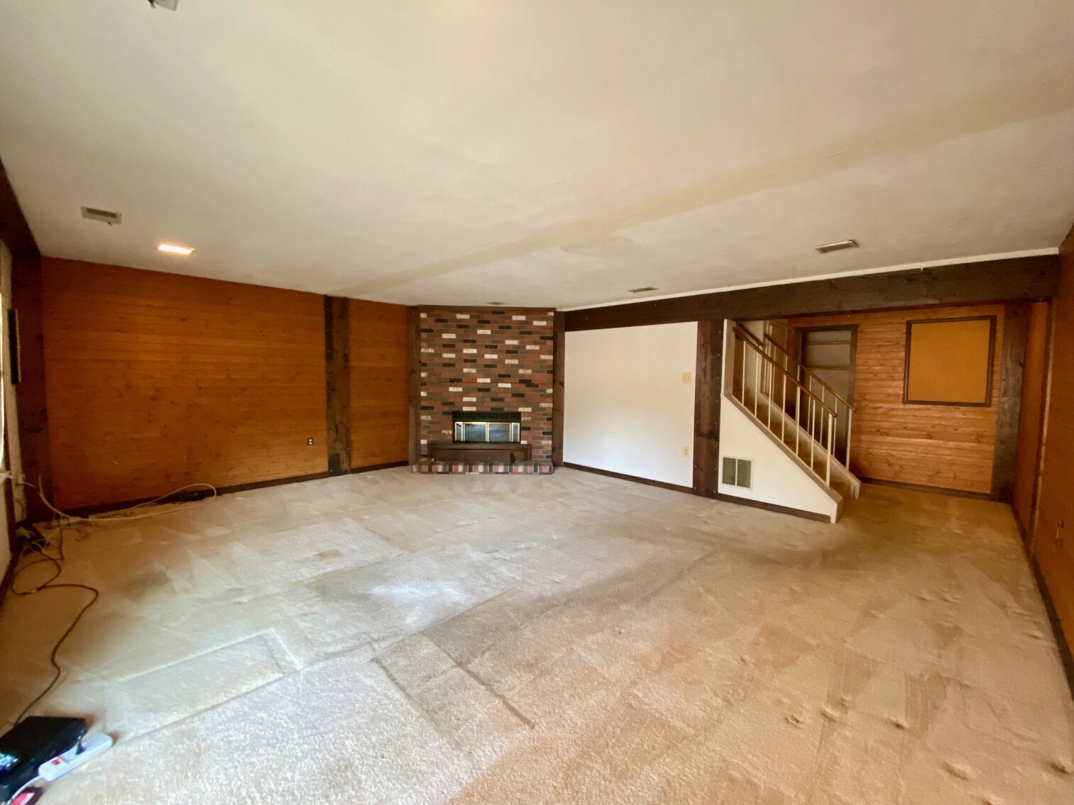 Image for 3 BR/2.5 BA End Unit Townhome Minutes from I-95, 395 & 495 in Fairfax County, VA--SELLING to the HIGHEST BIDDER via ONLINE ONLY BIDDING!!