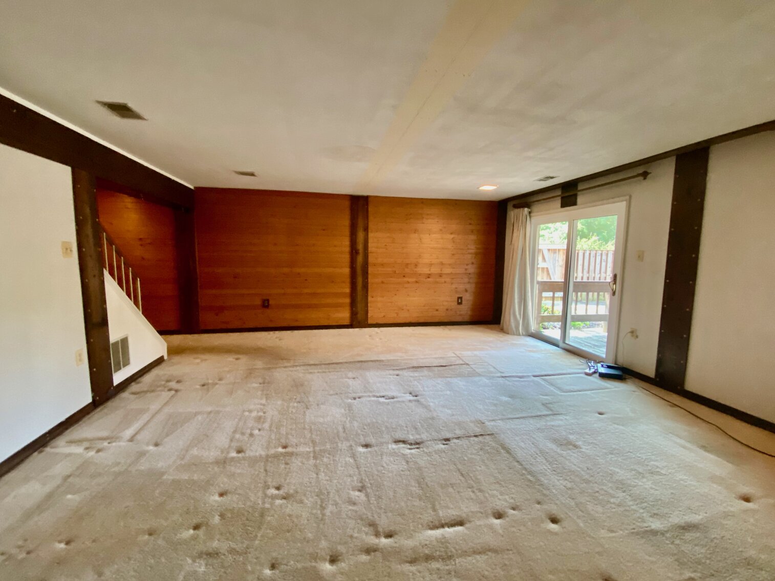 Image for 3 BR/2.5 BA End Unit Townhome Minutes from I-95, 395 & 495 in Fairfax County, VA--SELLING to the HIGHEST BIDDER via ONLINE ONLY BIDDING!!