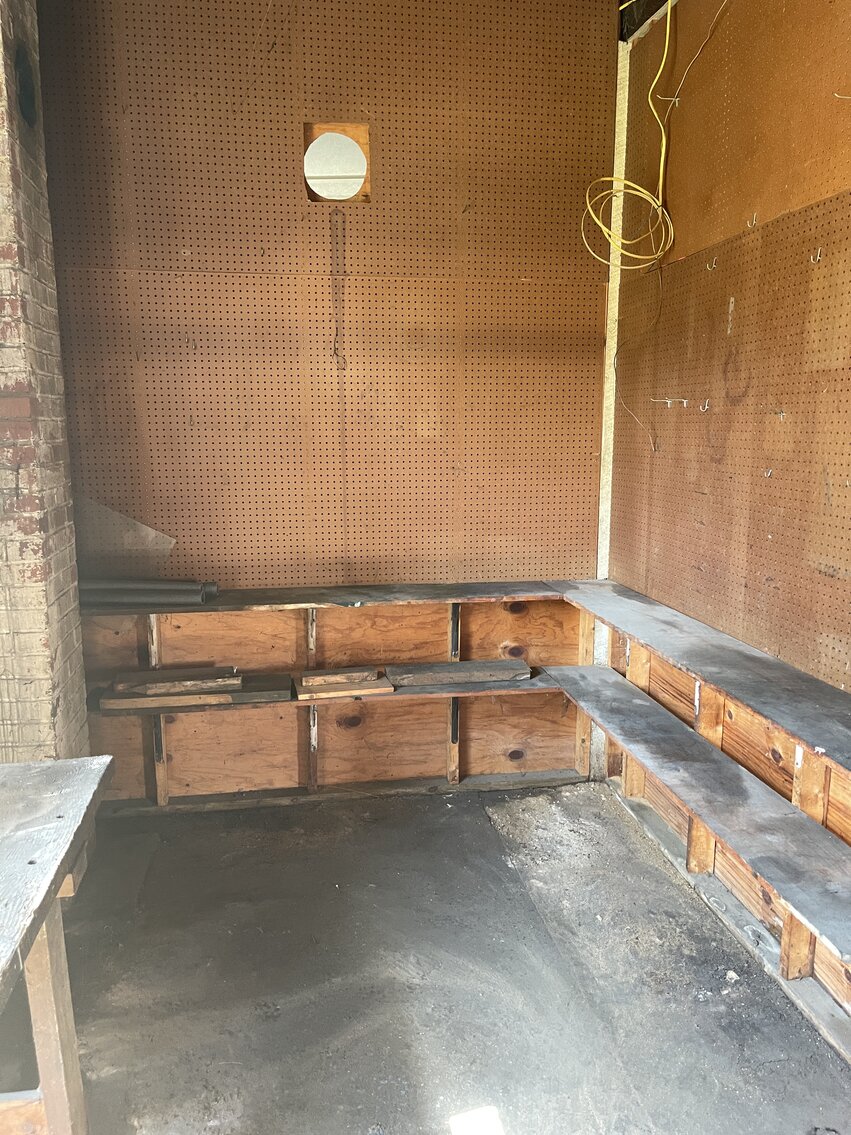 Image for 3 Bay Commercial Building in Downtown Luray, VA