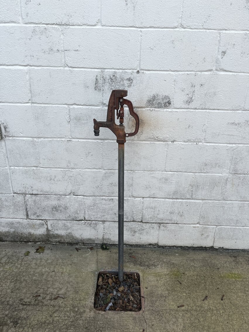 Image for 3 Bay Commercial Building in Downtown Luray, VA