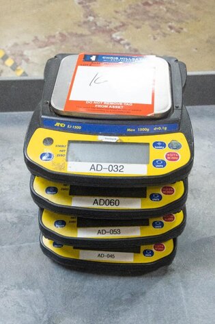 Image for ***SOLD***   MJK1212 And EJ-1500 Scales