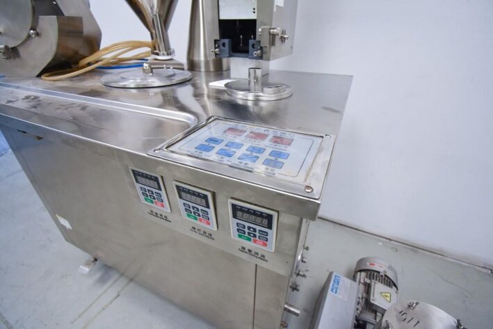 Image for ***SOLD*** MJK1234 Semi Automatic Capsule Filling Machine