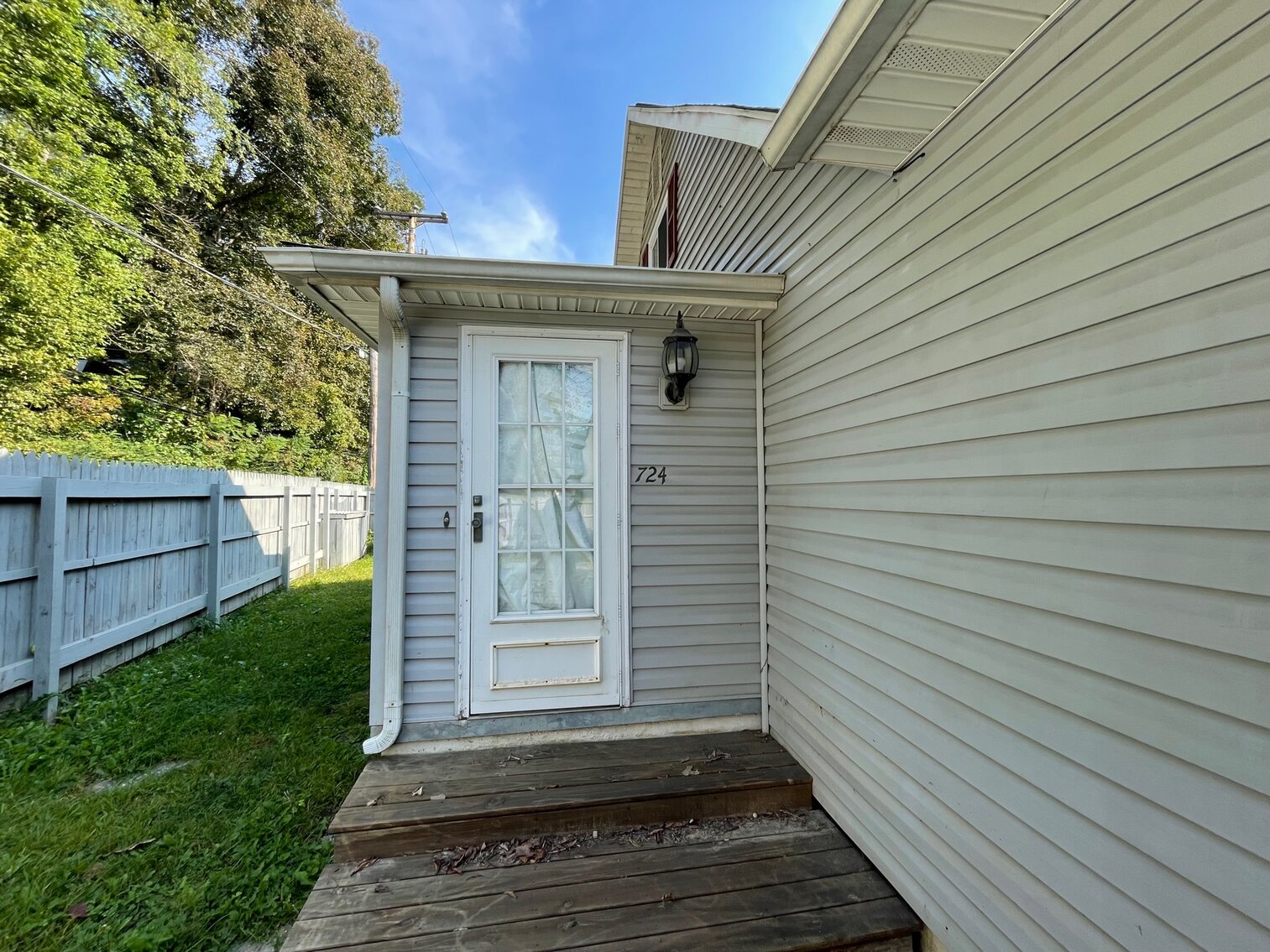 Image for SOLD $55,000 - 5 Bedroom in Charleston