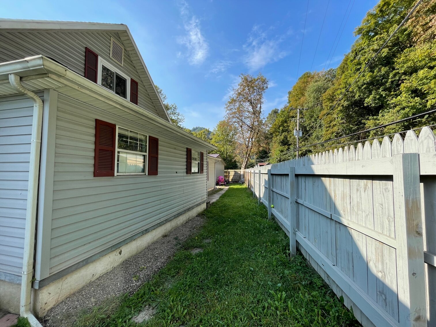 Image for SOLD $55,000 - 5 Bedroom in Charleston