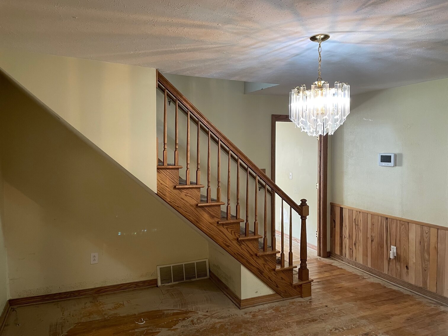 Image for SOLD $55,000 - 5 Bedroom in Charleston