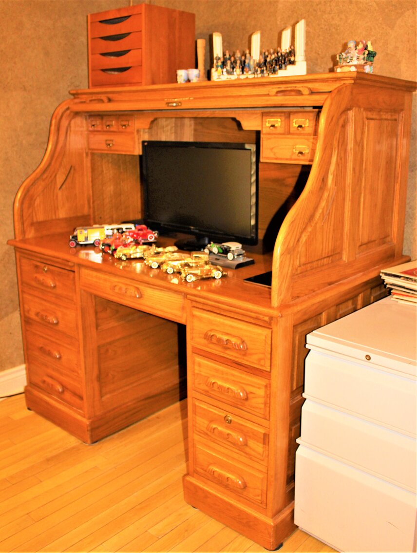 Image for HUGE 2-RING COLLECTOR'S ESTATE AUCTION