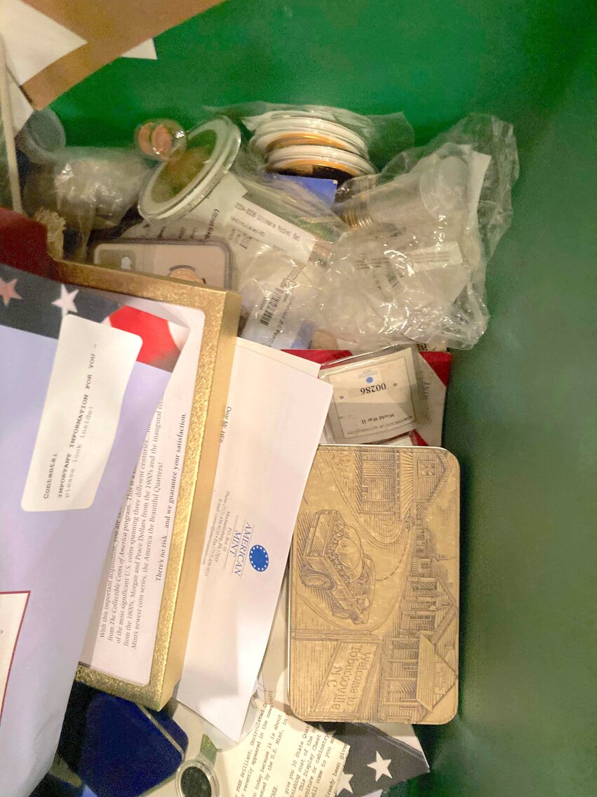 Image for HUGE 2-RING COLLECTOR'S ESTATE AUCTION