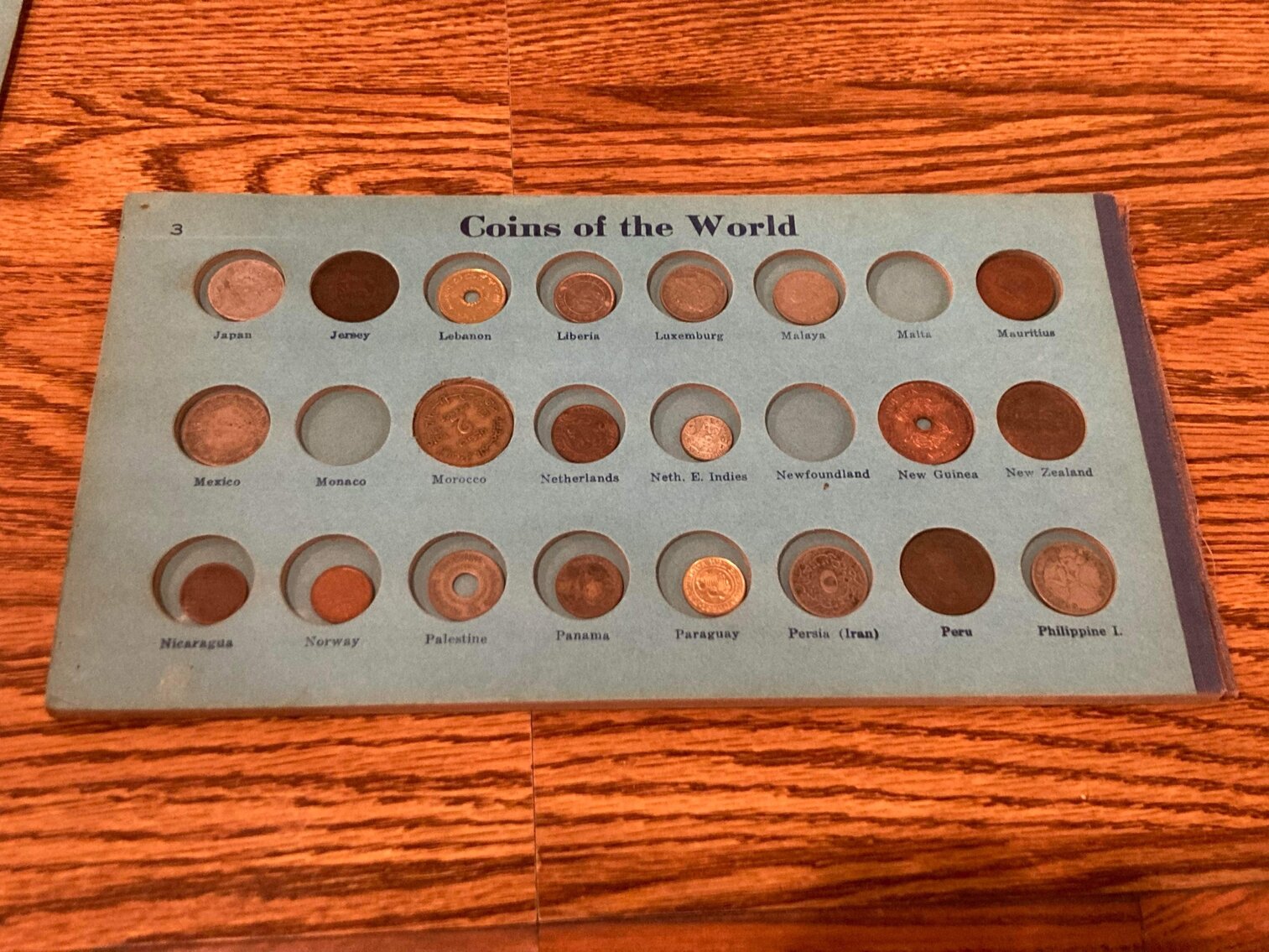 Image for HUGE 2-RING COLLECTOR'S ESTATE AUCTION