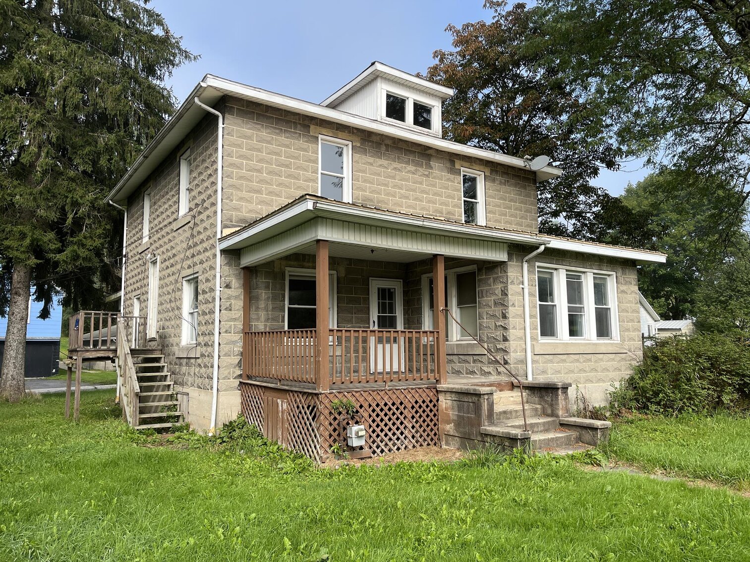  Spacious Duplex in Terra Alta