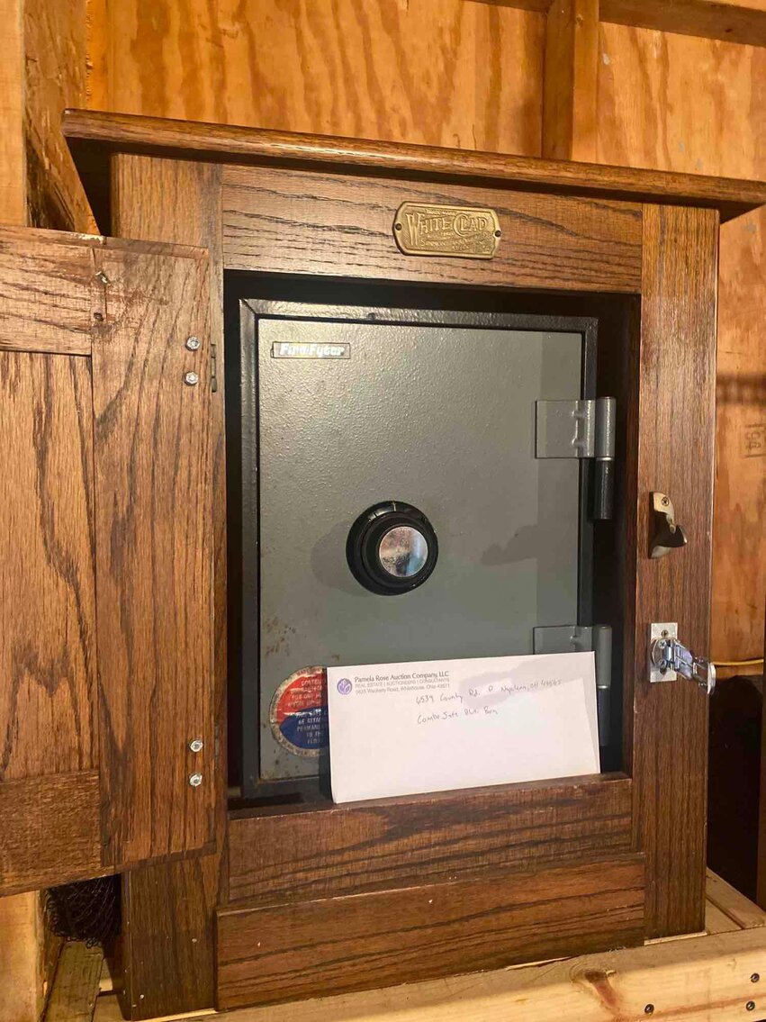 Image for 2010 Rockwood Trailer, Commercial Band Equipment, Power / Hand Tools, Wood, Furniture, Decor (Cty Rd P)