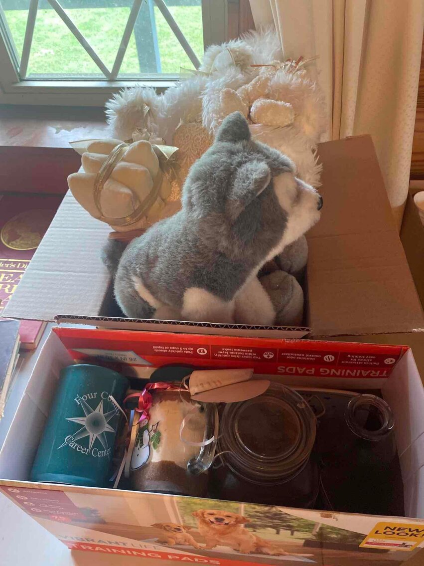 Image for 2010 Rockwood Trailer, Commercial Band Equipment, Power / Hand Tools, Wood, Furniture, Decor (Cty Rd P)