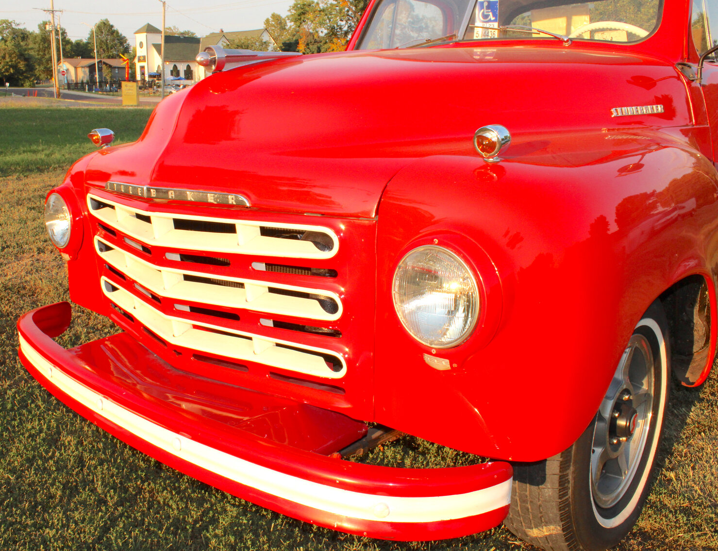 Image for LIVING ESTATE AUCTION