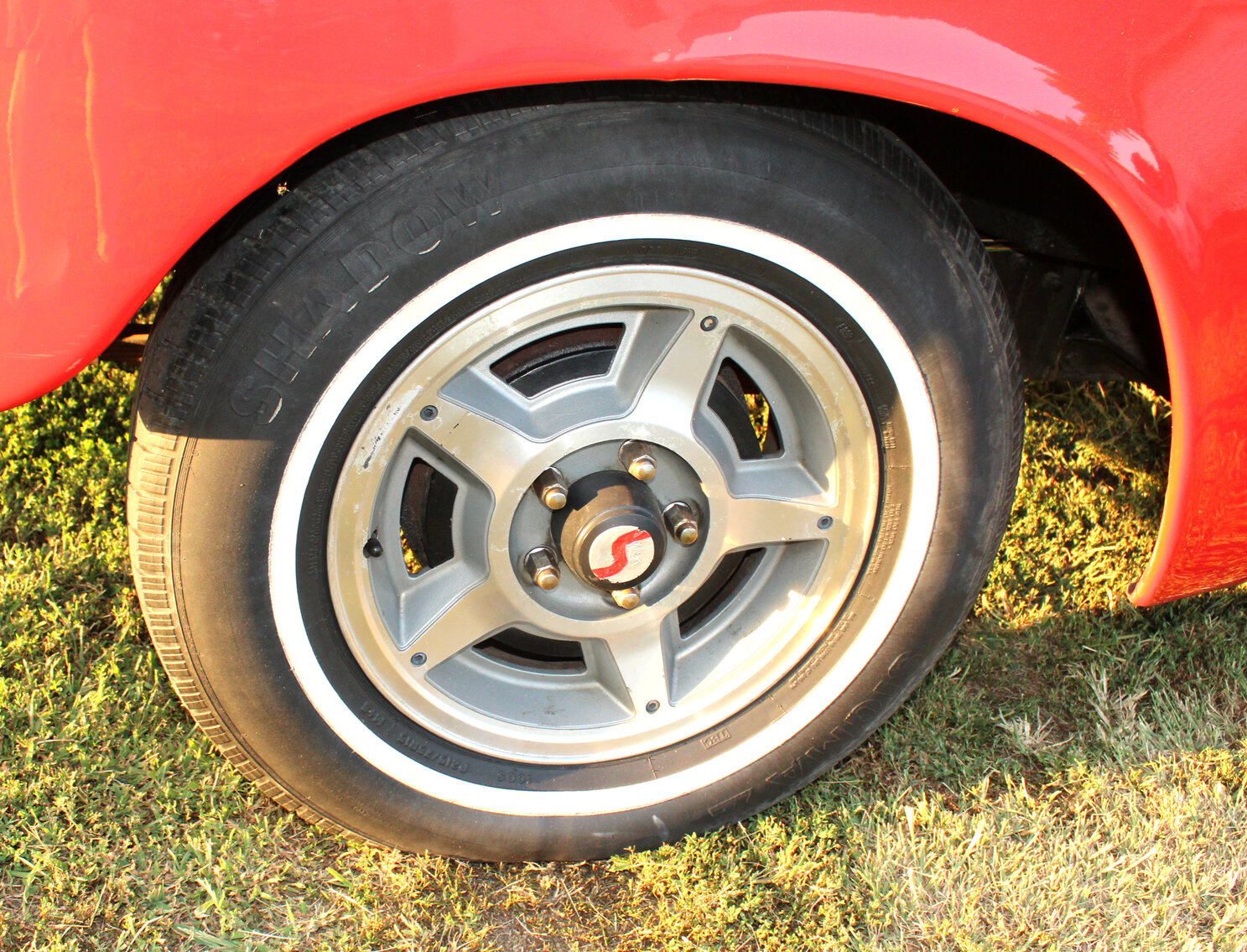 Image for LIVING ESTATE AUCTION