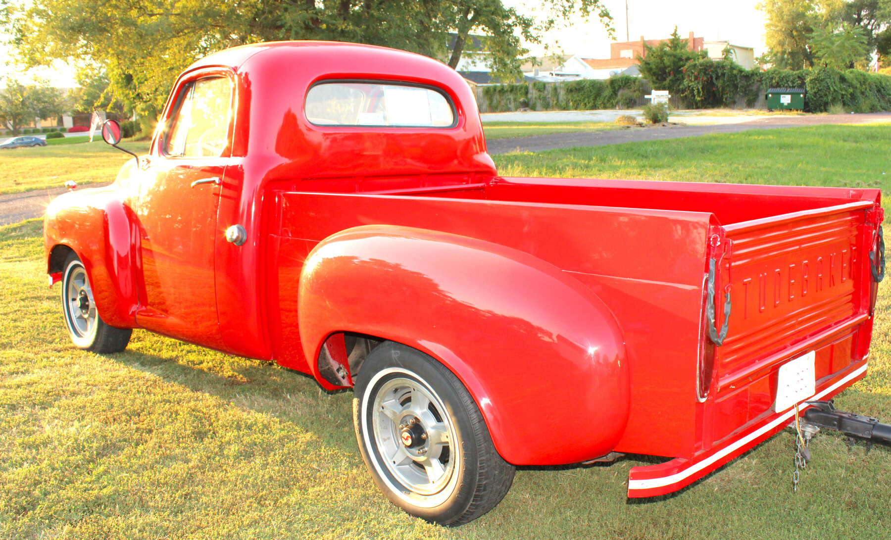 Image for LIVING ESTATE AUCTION