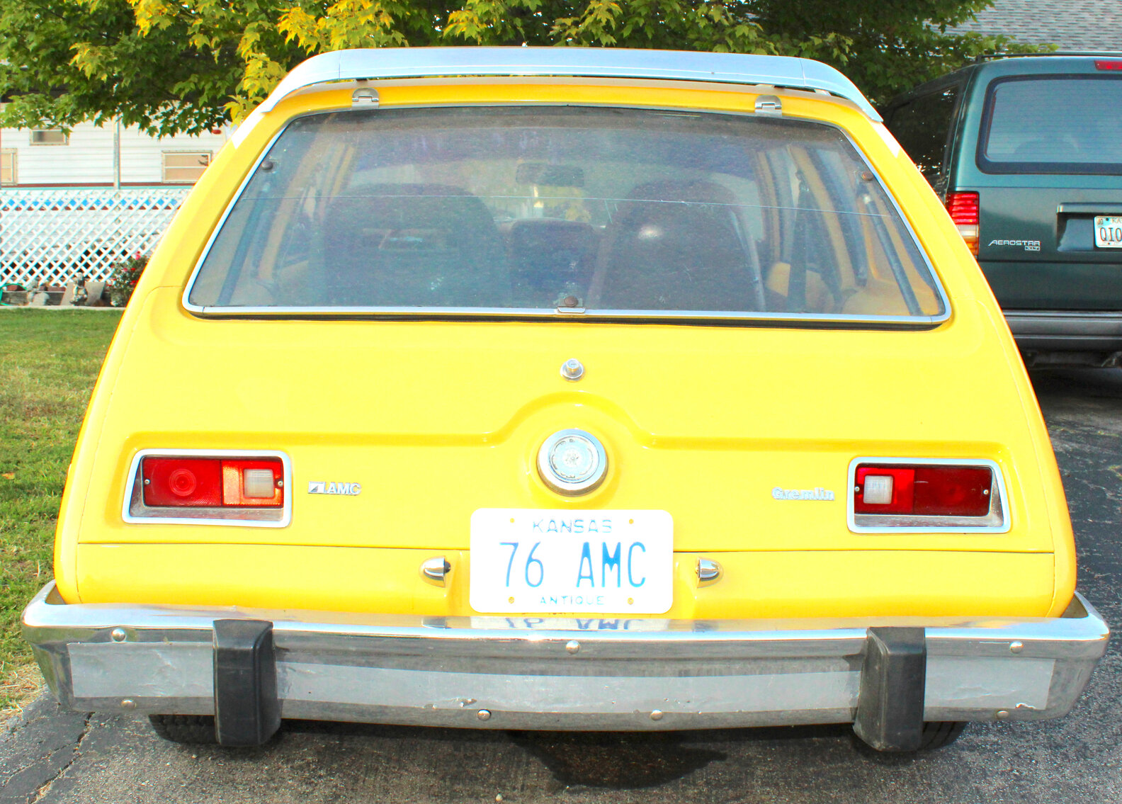 Image for LIVING ESTATE AUCTION