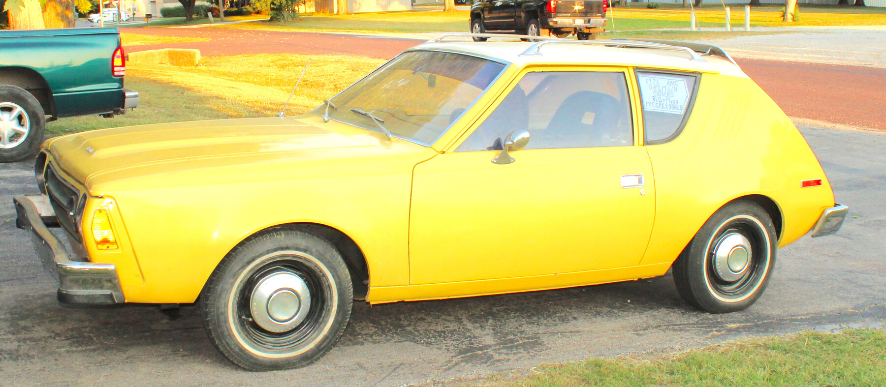 Image for LIVING ESTATE AUCTION