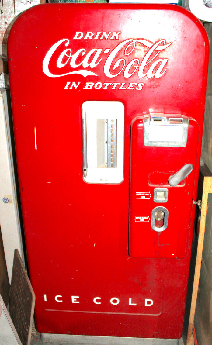 Image for LIVING ESTATE AUCTION