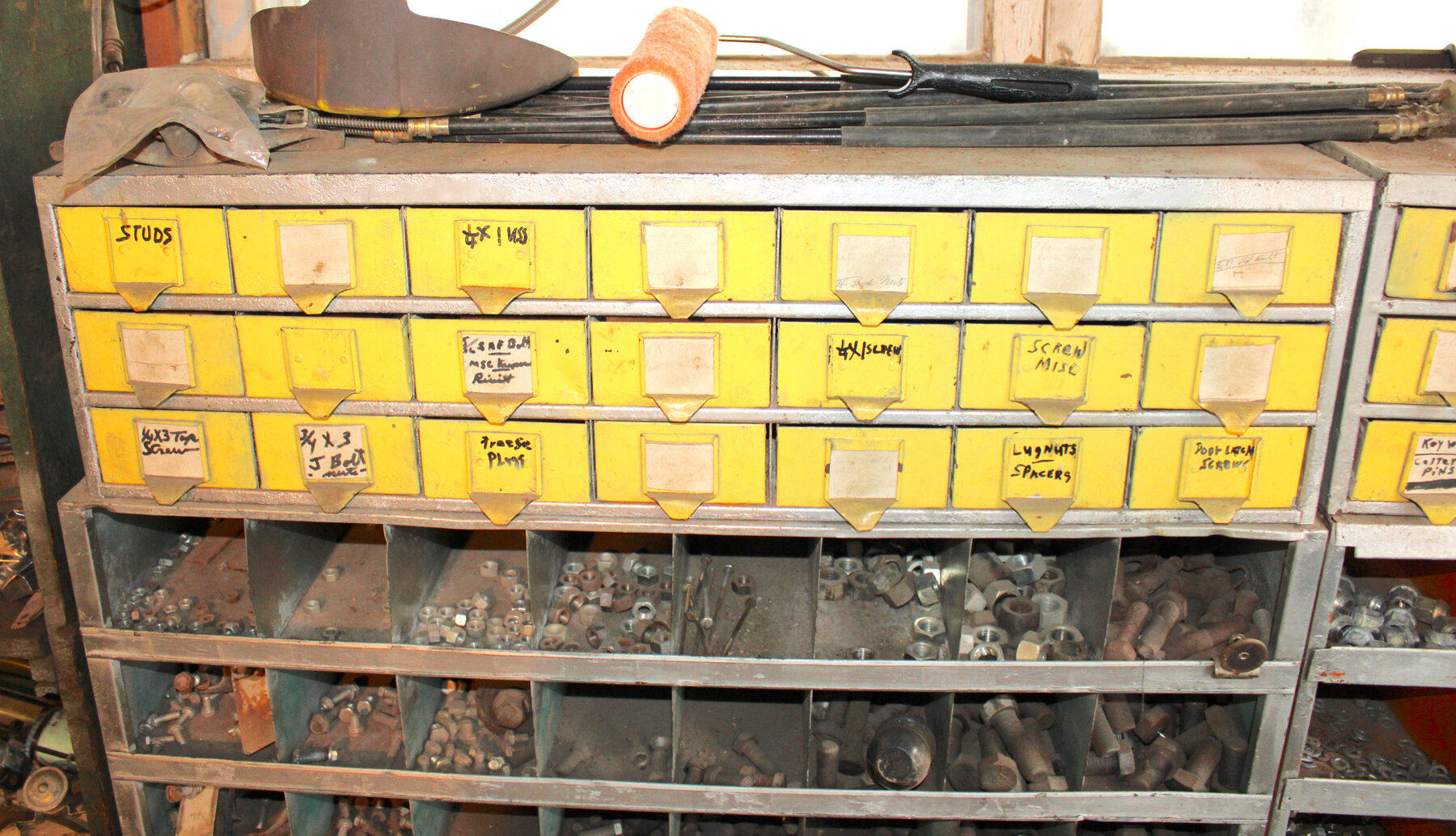 Image for LIVING ESTATE AUCTION