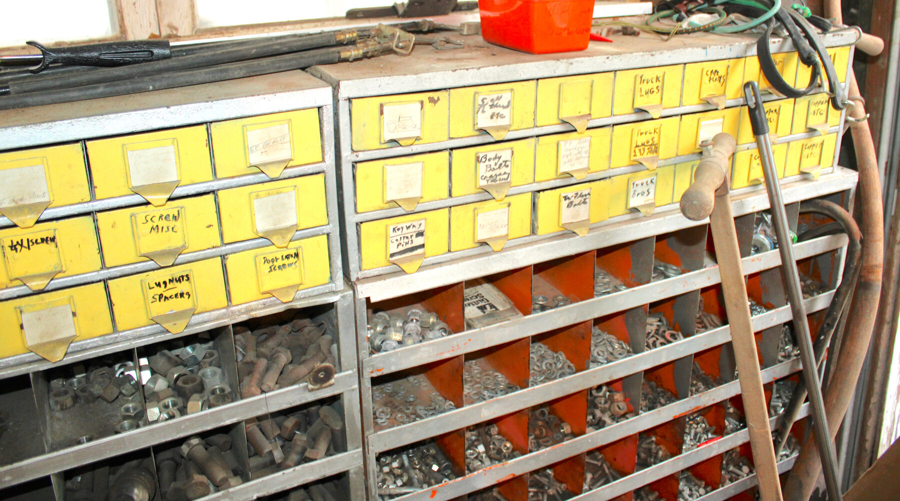 Image for LIVING ESTATE AUCTION