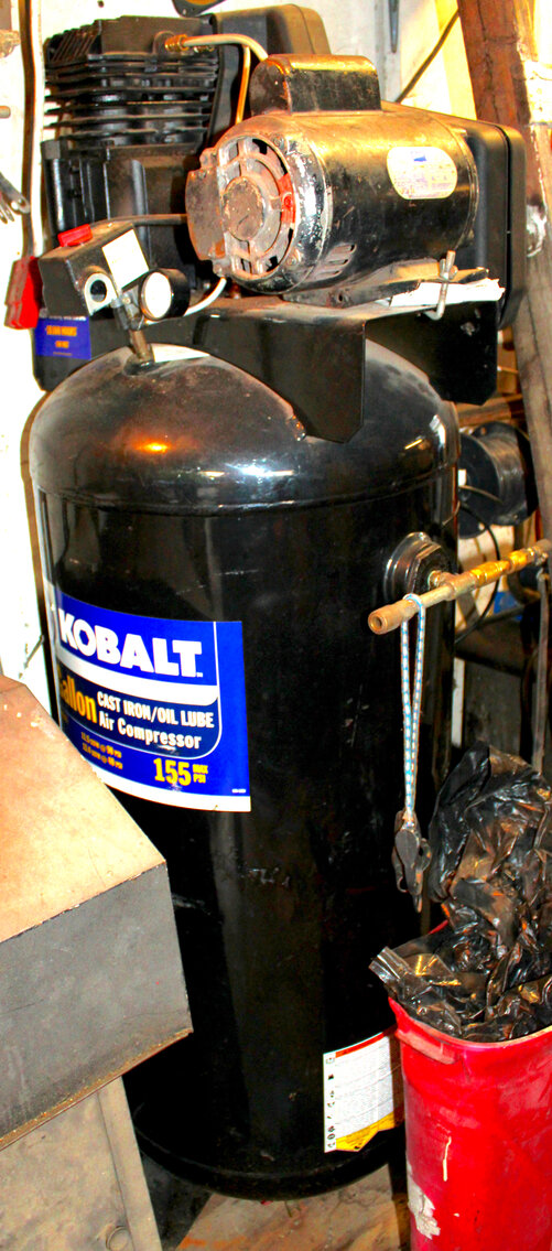 Image for LIVING ESTATE AUCTION