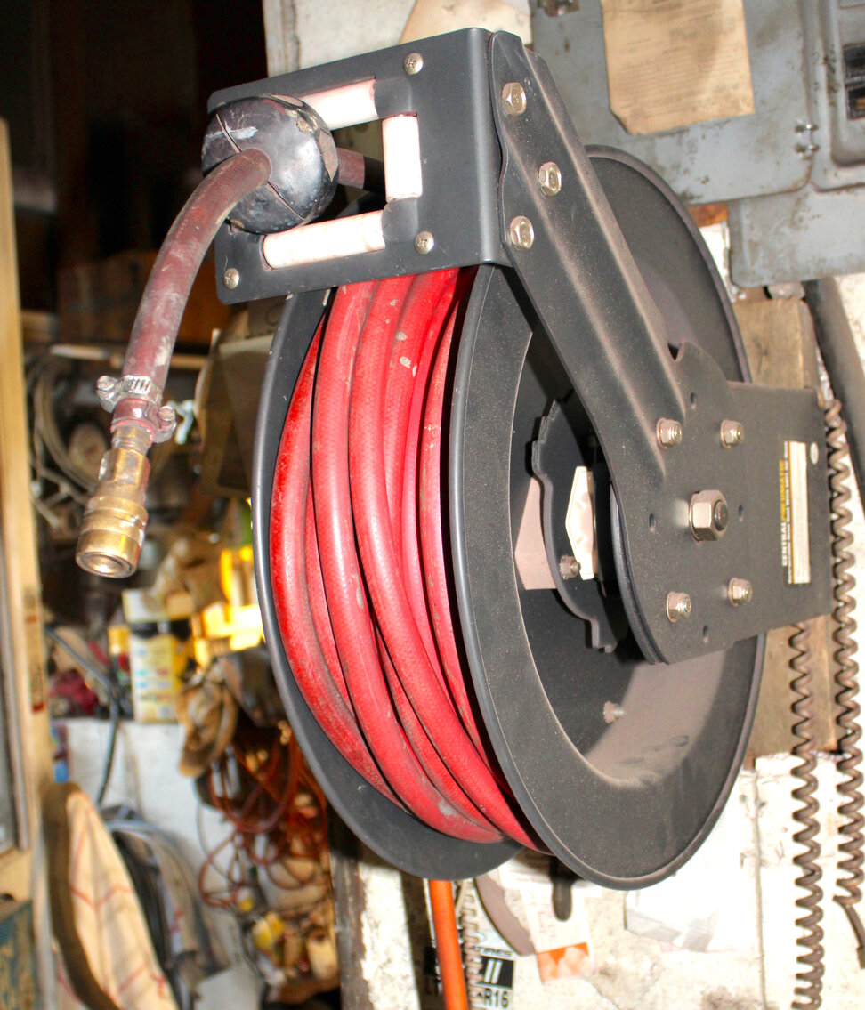 Image for LIVING ESTATE AUCTION