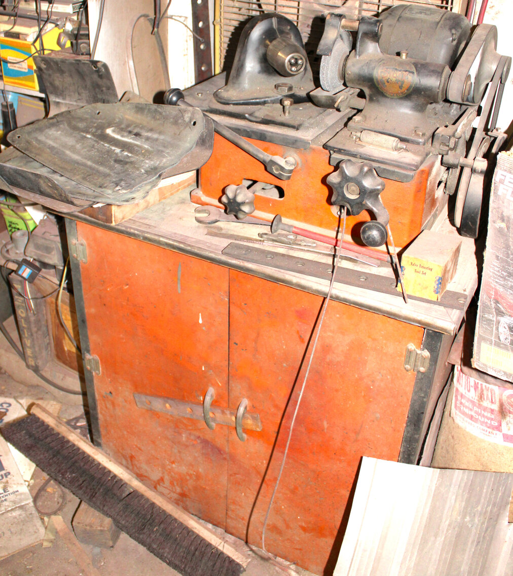 Image for LIVING ESTATE AUCTION