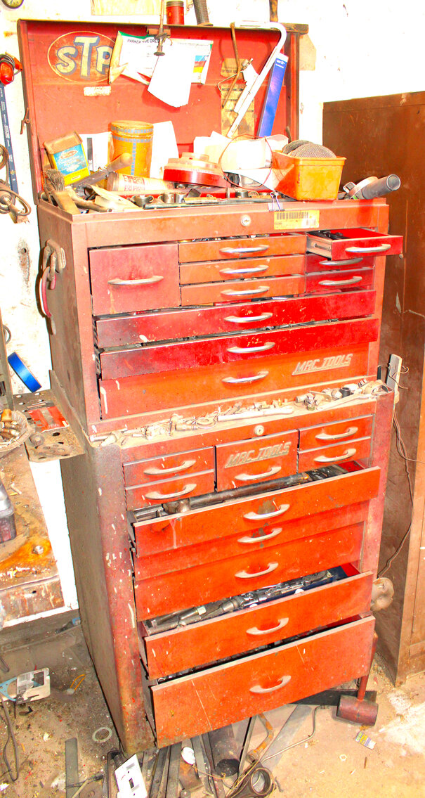 Image for LIVING ESTATE AUCTION