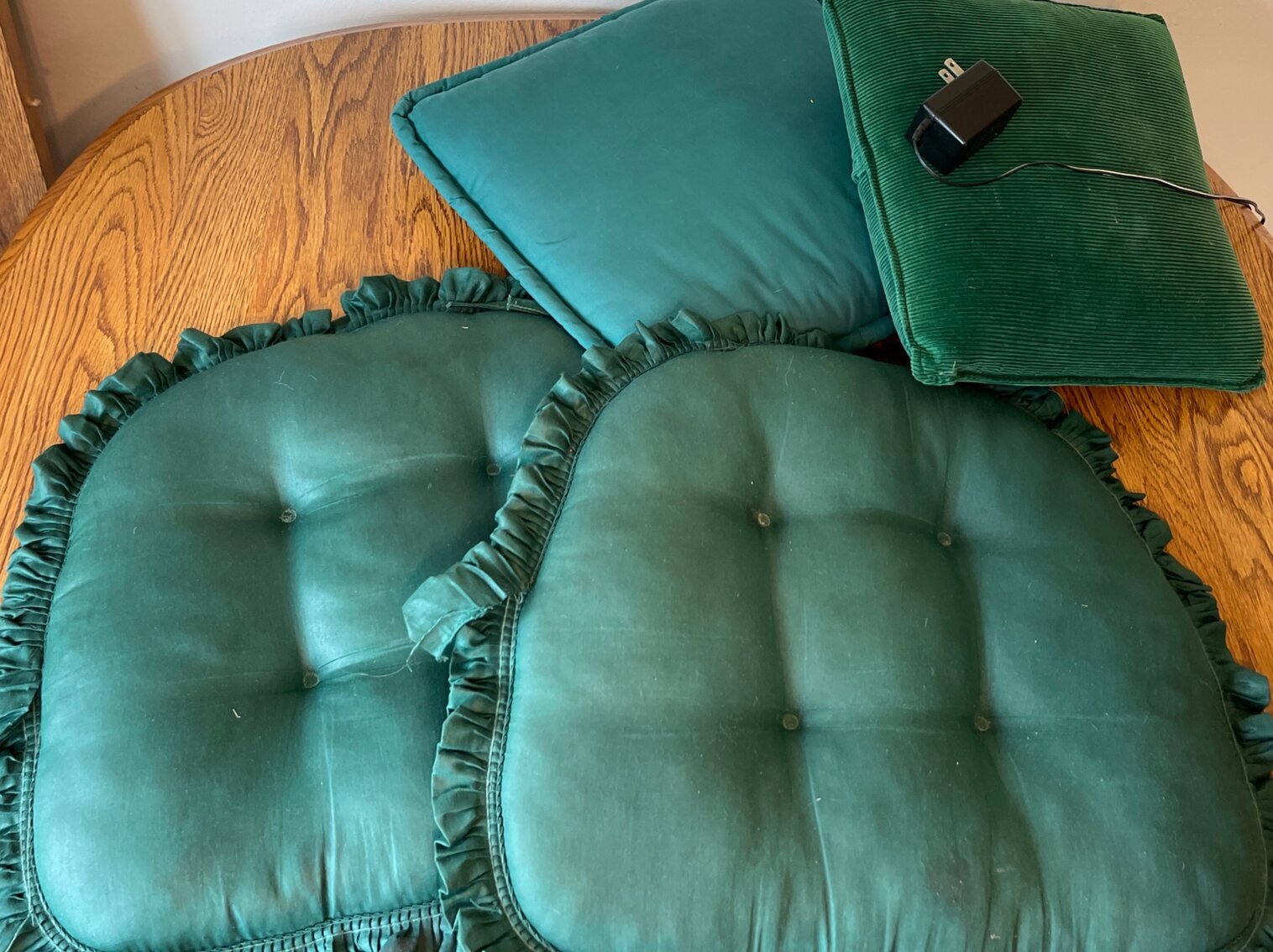 Green Cushions and Throw Pillows