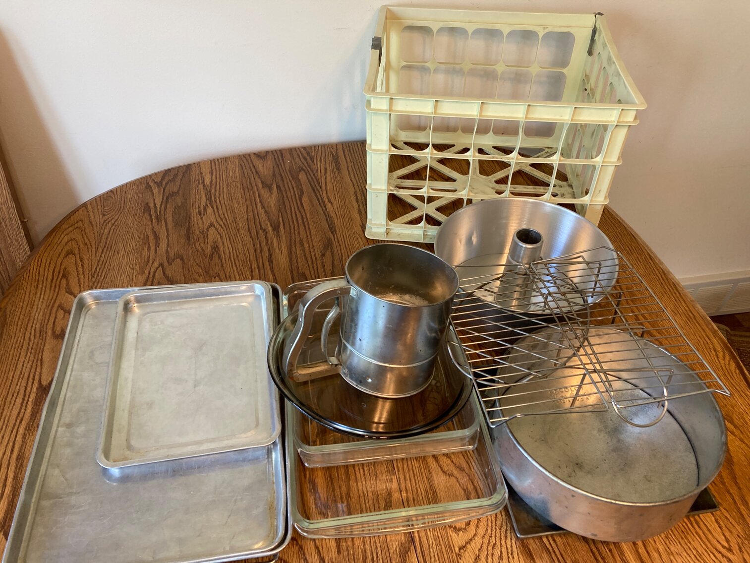 Cookie Sheets, Cake Pans and Cooling Racks