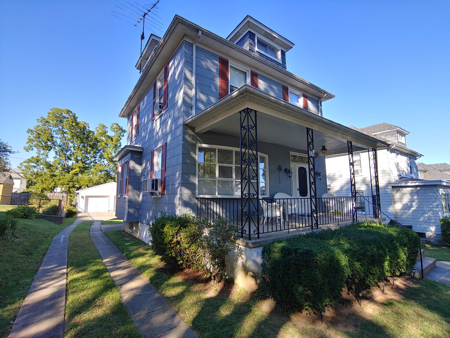 Image for CLEAN 3 BR HOME W/ LARGE DET 2-CAR GARAGE W/ LIGHTING & ELECTRIC