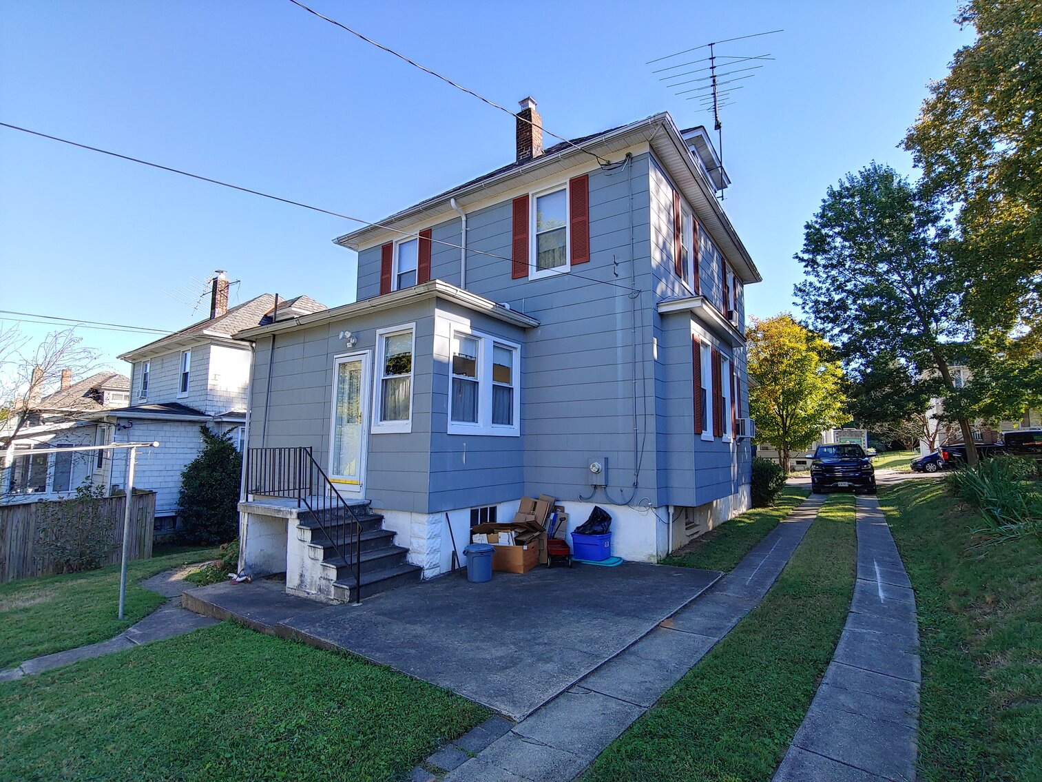 Image for CLEAN 3 BR HOME W/ LARGE DET 2-CAR GARAGE W/ LIGHTING & ELECTRIC