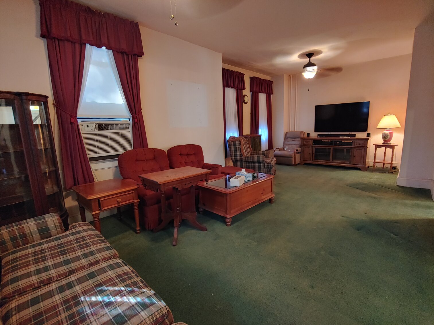 Image for CLEAN 3 BR HOME W/ LARGE DET 2-CAR GARAGE W/ LIGHTING & ELECTRIC