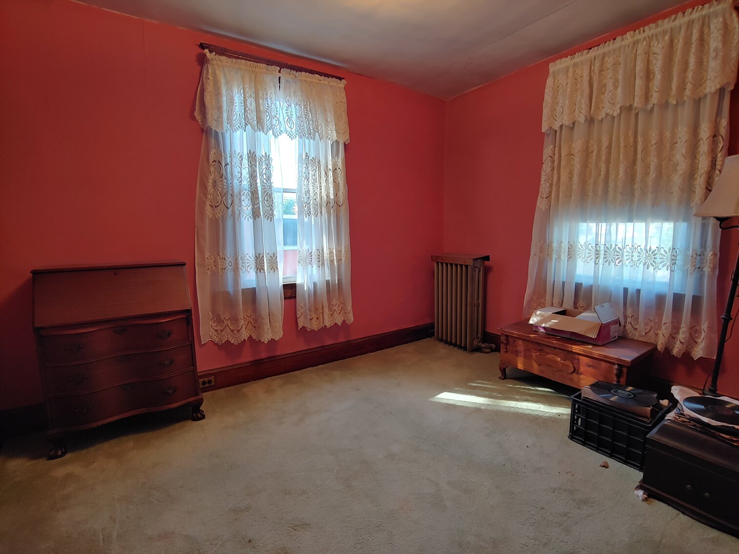 Image for CLEAN 3 BR HOME W/ LARGE DET 2-CAR GARAGE W/ LIGHTING & ELECTRIC