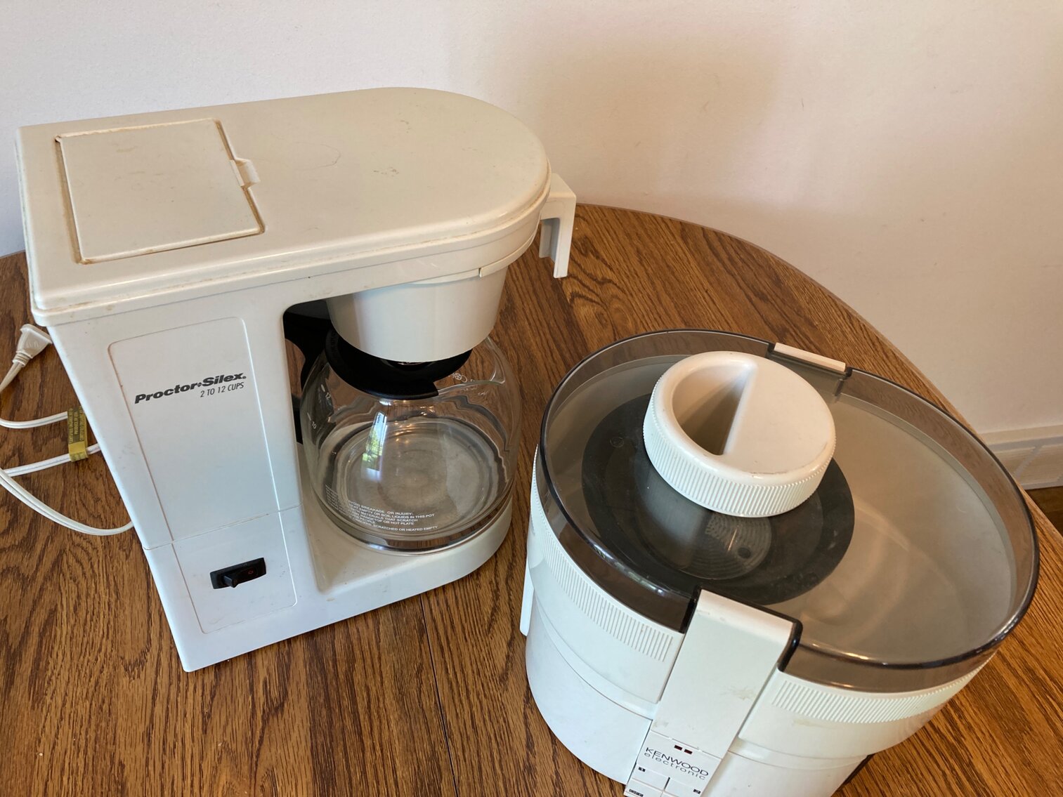  Coffee Pot and Juicer