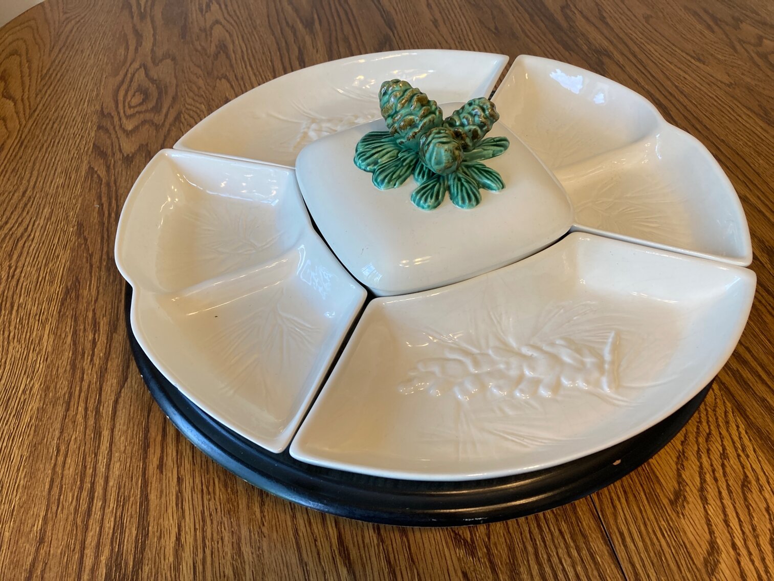 Rotating Serving Dish