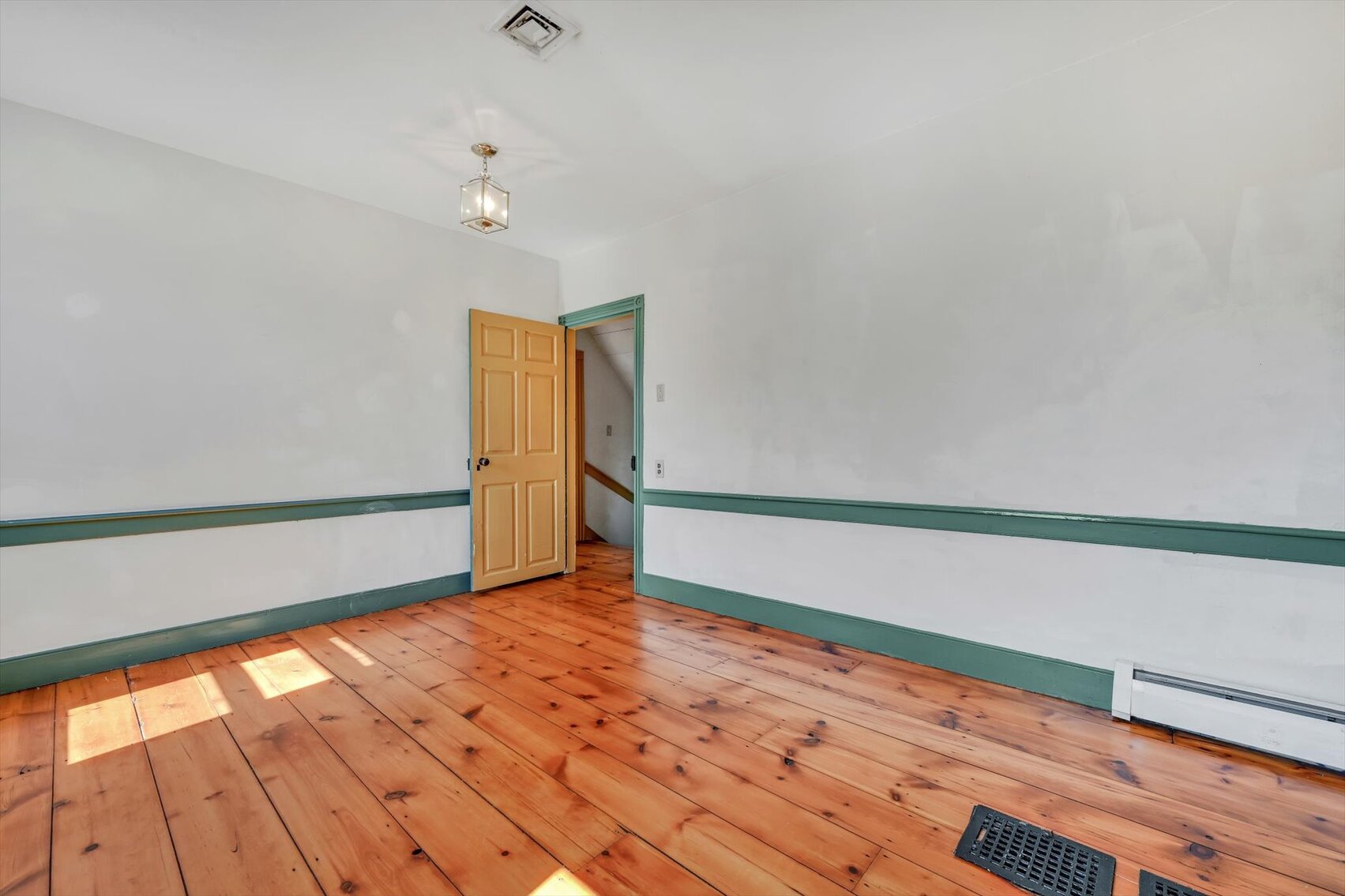 Image for 15 West Market Street - Jonestown, PA