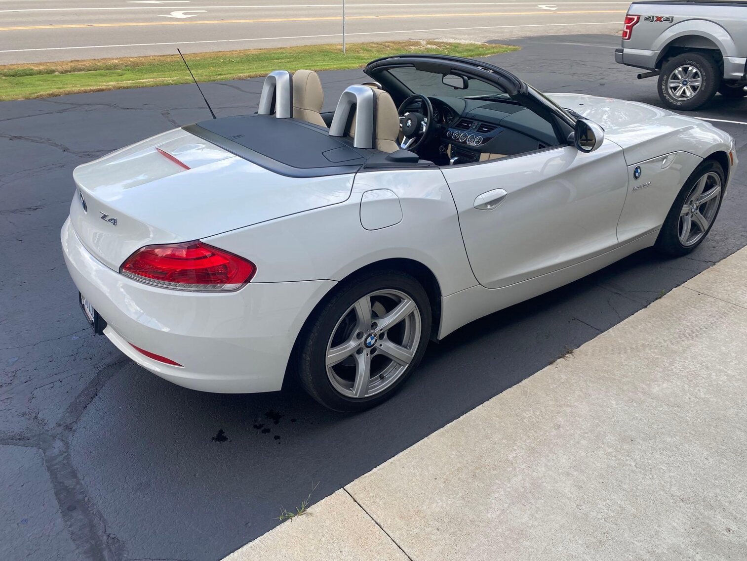 Image for 2011 BMW Z4 Roadster Convertible (Weckerly)