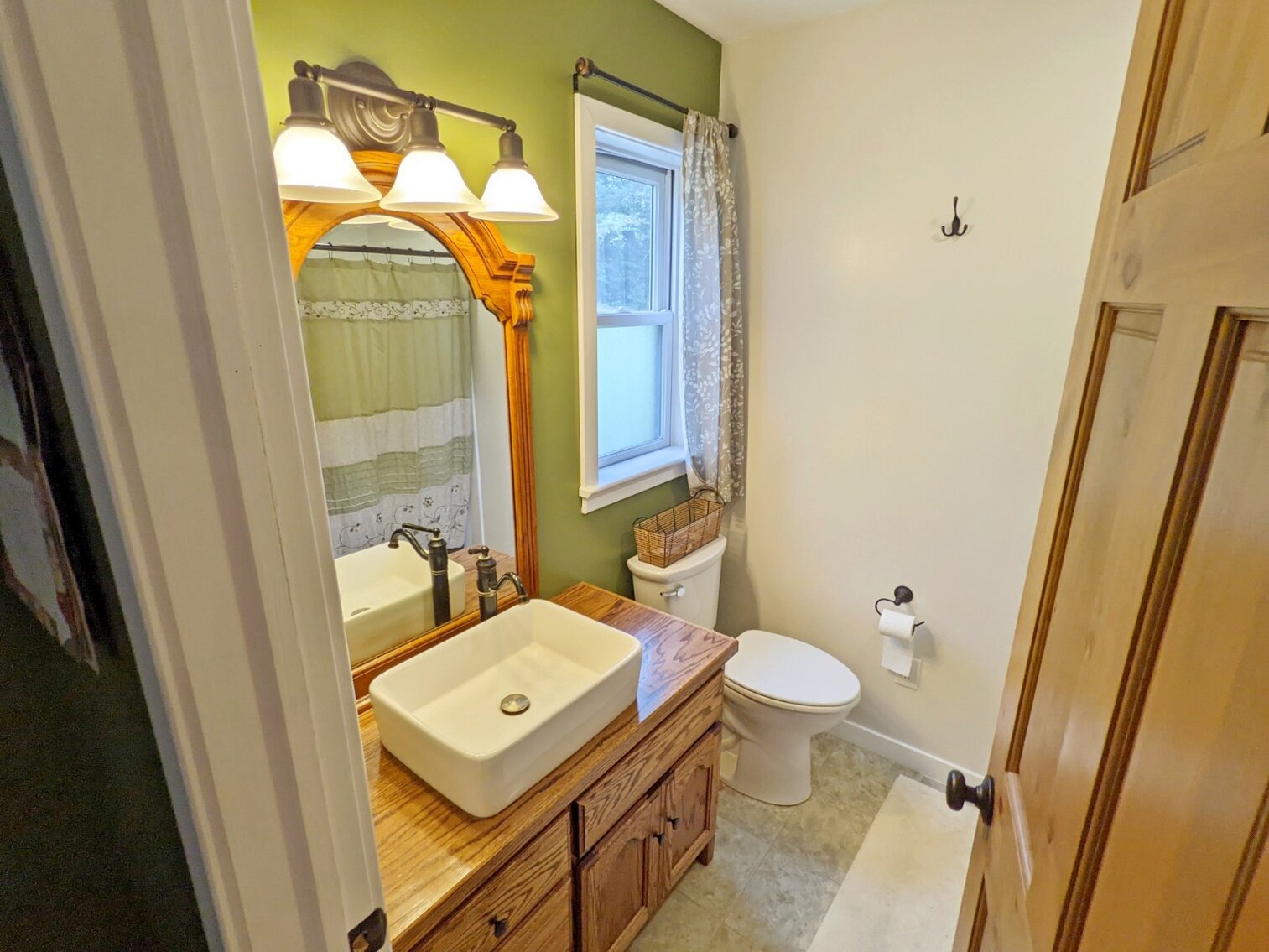 Image for 4 Bedroom 3 Bath Home On 5 Acres In Ft Loudon PA