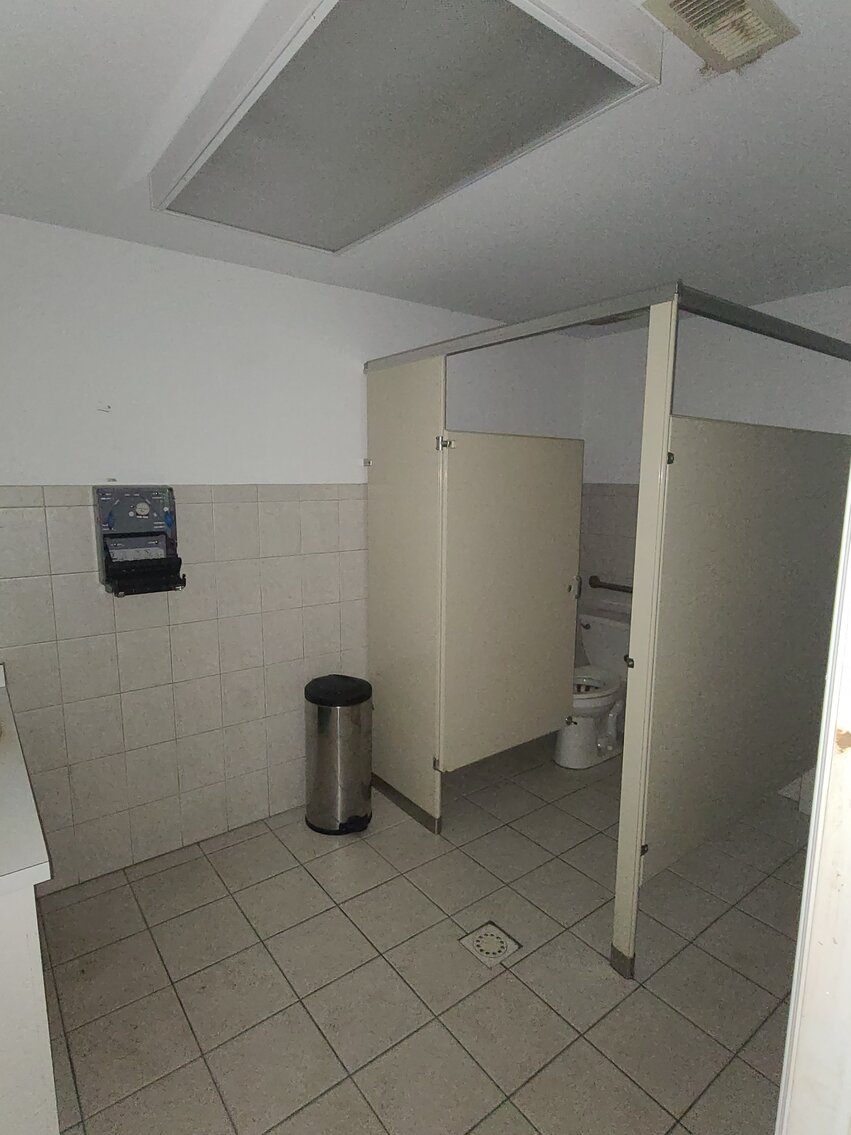 Image for Seller Ordered Online Auction - Former 7,658 +/- SF Restaurant/Tavern on 1.32 +/- Acres in Corbin City, Atlantic County