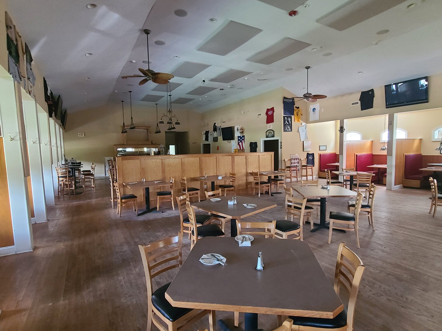 Image for Seller Ordered Online Auction - Former 7,658 +/- SF Restaurant/Tavern on 1.32 +/- Acres in Corbin City, Atlantic County