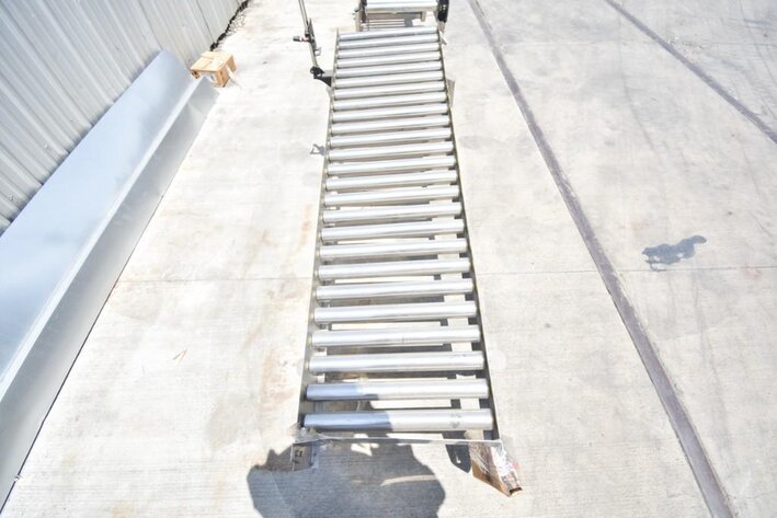 Image for ***SOLD*** MJK1159 Straight Gravity Roller Conveyor